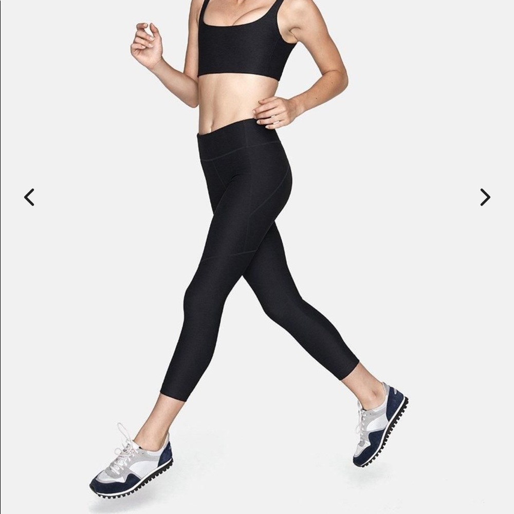 COPY - Outdoor Voices 3/4 Warmup Legging Charcoal